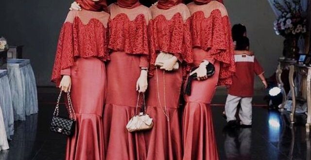 Ketahui 4 Inspirasi Model Warna Kebaya Muslim untuk Kondangan